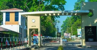 চবিতে সংঘর্ষের ঘটনায় তদন্ত কমিটি, পরীক্ষা স্থগিত
